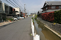 �쉈���̓�