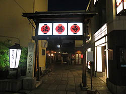 �P������