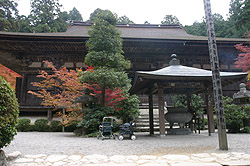 �{���E��ߊt 