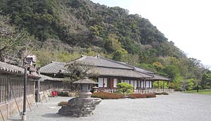 ���ɓ���
