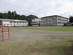 �{�ې�(�K�쏬�w�Z)
