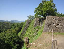 �O�̊ۍ��Ί_