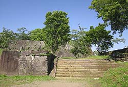 �O�̊ۂւ̒ʗp��
